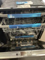 Top Control Smart Wi-Fi Enabled Dishwasher with QuadWash™ and TrueSteam® - Image 3