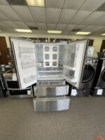 28 cu. ft. Smart wi-fi Enabled InstaView Door-in-Door Refrigerator - Image 2