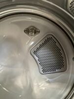 Single Unit Front Load LG WashTower™ with Center Control™ 4.5 cu. ft. Washer and 7.4 cu. ft. Electric Dryer - Image 3