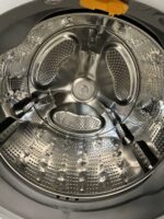 Single Unit Front Load LG WashTower™ with Center Control™ 4.5 cu. ft. Washer and 7.4 cu. ft. Electric Dryer - Image 4