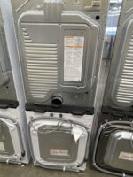 Single Unit Front Load LG WashTower™ with Center Control™ 4.5 cu. ft. Washer and 7.4 cu. ft. Electric Dryer - Image 6