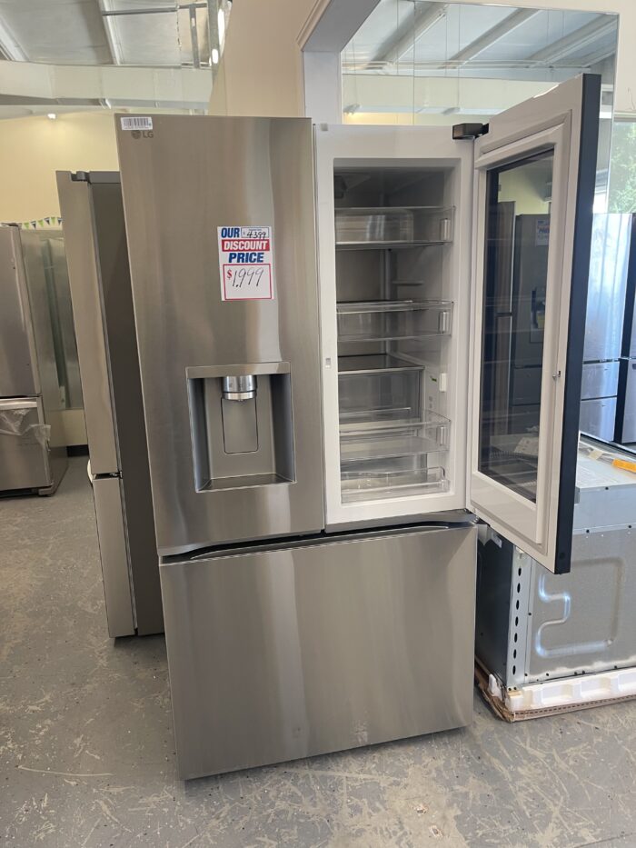 LG 26 cu. ft. Counter-Depth MAX French Door Refrigerator w/ Mirrored Instaview & 4 types of ice, PrintProof Stainless Steel - Image 2