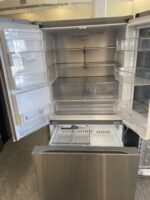 LG 26 cu. ft. Counter-Depth MAX French Door Refrigerator w/ Mirrored Instaview & 4 types of ice, PrintProof Stainless Steel - Image 3