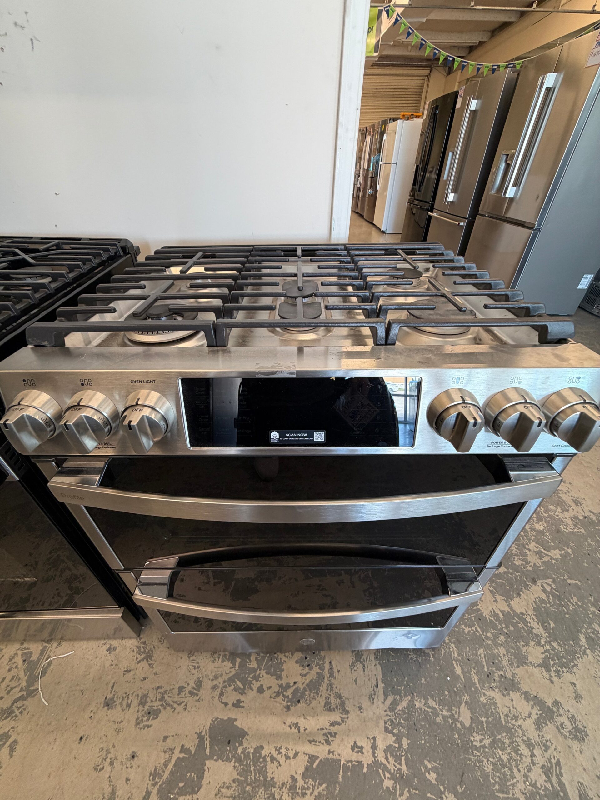 93d4c973f2c62681a2733dba707c8de9ff6d89736b9f3de42f65d03f3cede377 GE Profile 30 in. Smart Slide-In Double Oven Gas Range in Fingerprint Resistant Stainless Steel - Image 1