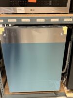 GE Profile PDT720SYZFS is a 24-inch ENERGY STAR® Built-In Dishwasher with a fingerprint-resistant stainless steel finish and stainless steel interior.