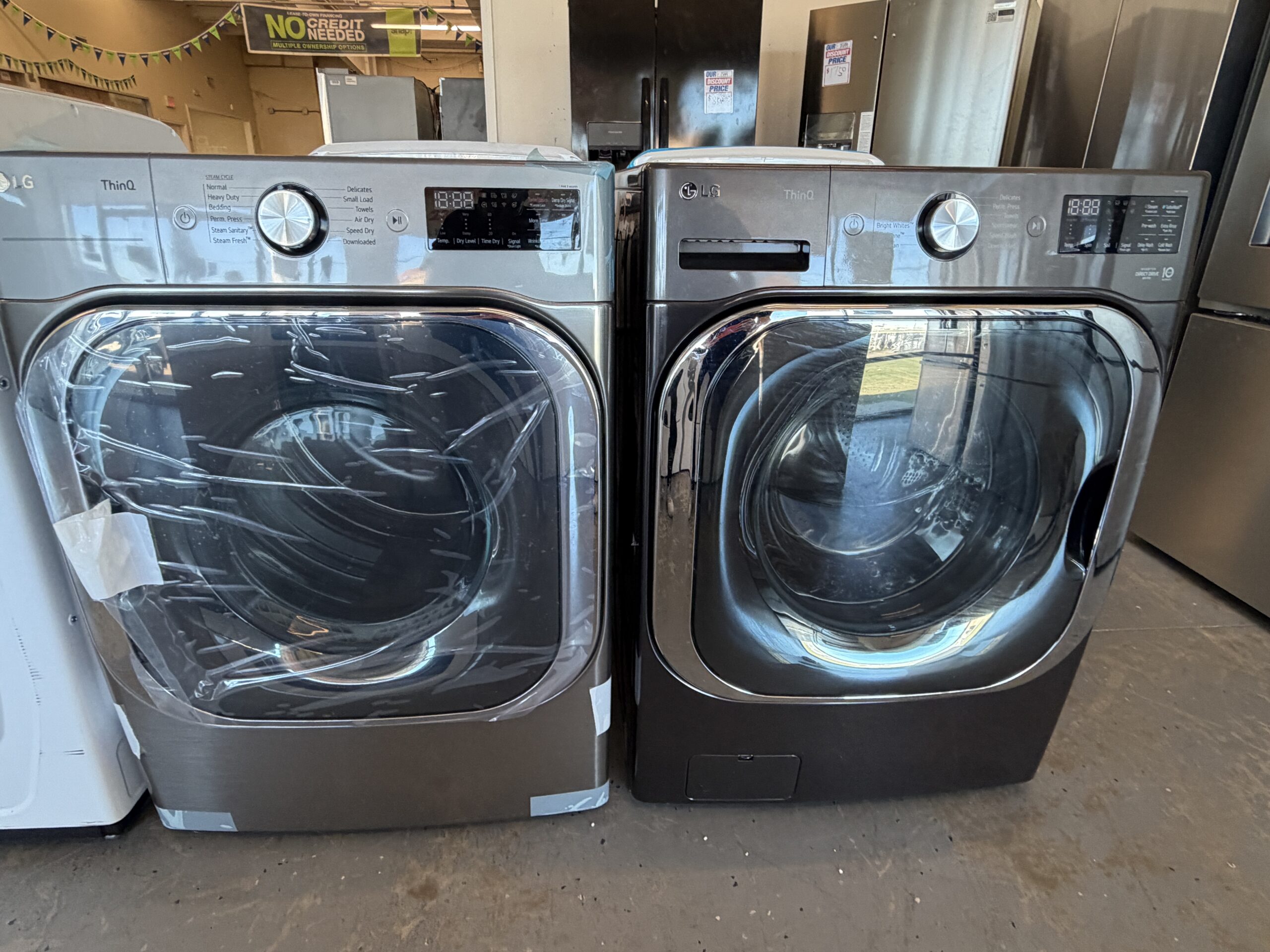 IMG_7579 LG 5.2 Frond load washer & GAS dryer 9.0cu turbowash and turbosteam technology - Image 1