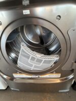 LG 5.2 Frond load washer & GAS dryer 9.0cu   turbowash and turbosteam technology - Image 5